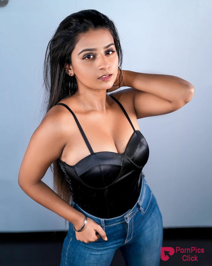 Onlyfans hot Suhana Khan free porn gallery